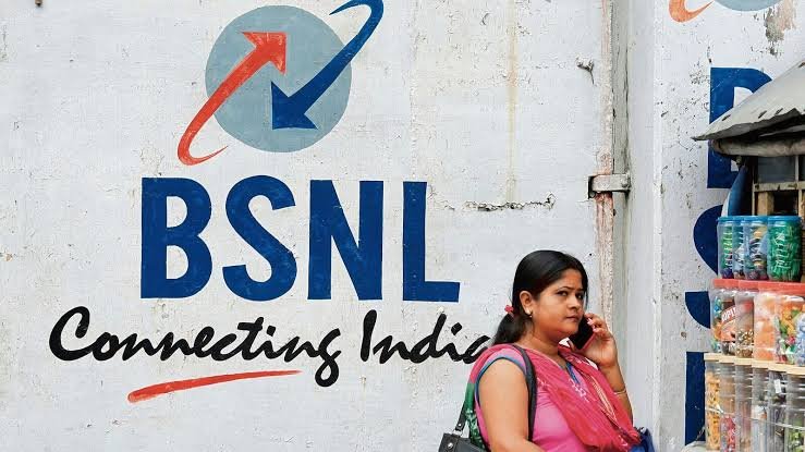 BSNL के मात्र 48 रुपये के रिचार्ज ने उड़ाए सबके होश, एक रिचार्ज से 30 दिन चलेंगा फोन